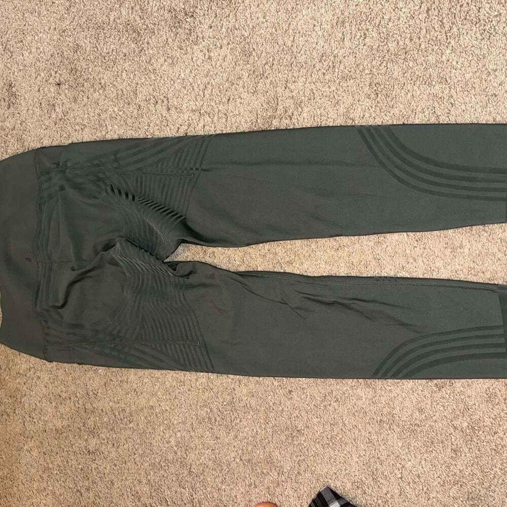 Fanka Body Sculpt Side Pocket Leggings Olive Green